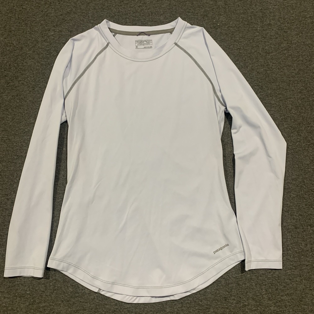 Patagonia Light Blue Long Sleeve Women's Back Zip Pocket- Size M